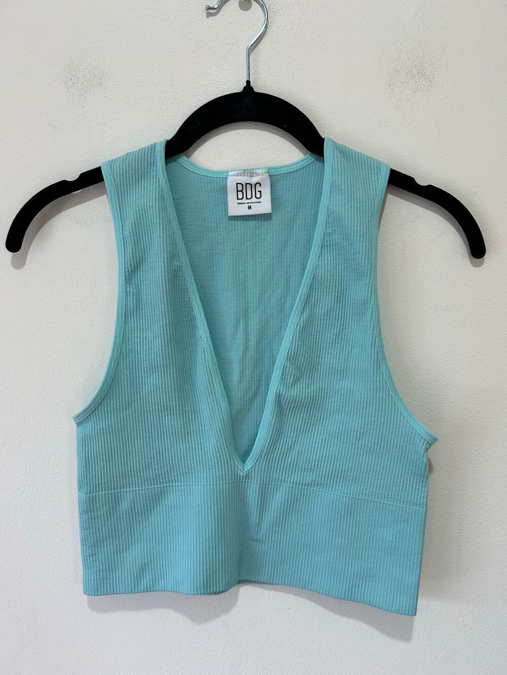 BDG Urban Outfitters Josie Plunge Neck Crop Top aqua blue size M rib knit stretc